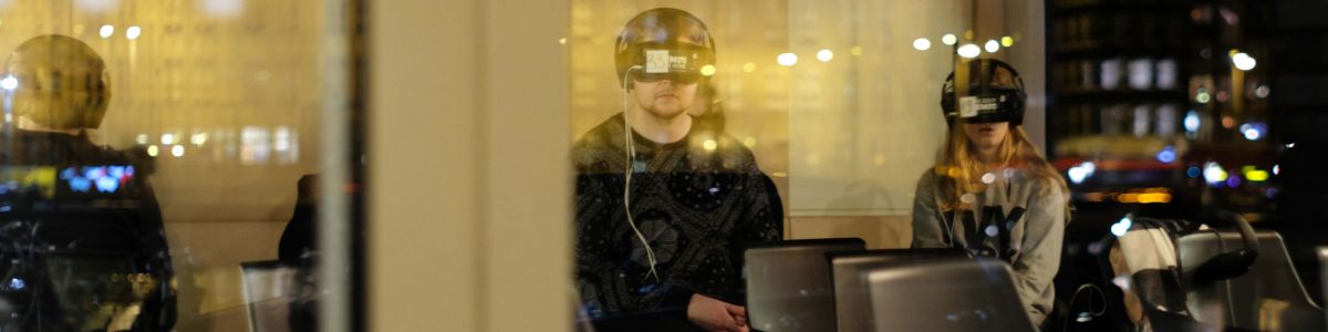 Aktuell bringt IKEA mit der neuen IKEA Place App den Handel in Deutschland ins Schwitzen. Doch wie nützlich ist Augmented Reality eigentlich?