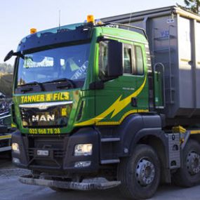 un camion de Tanner et Fils SA