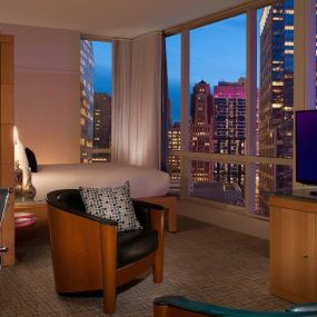 Millennium Premier New York Times Square - Premier Suite Bedroom