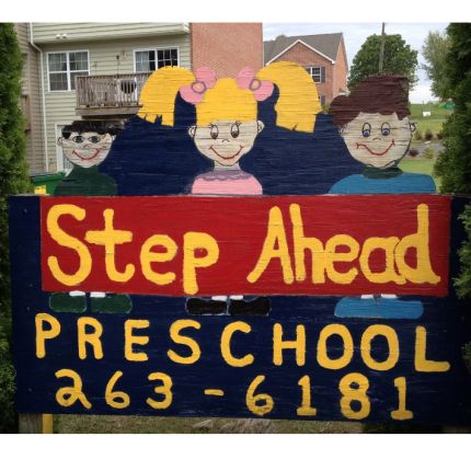 Logo de Step Ahead Preschool