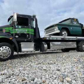 Call now for a towing service you can count on!