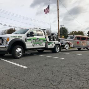 Call now for a towing service you can count on!