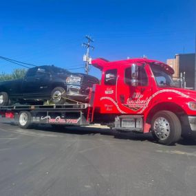 Call now for a towing service you can count on!