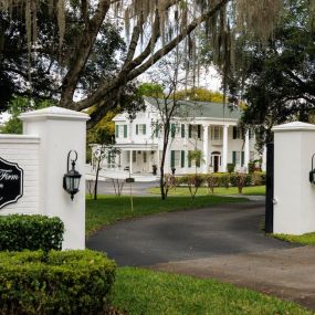 Exterior of Sutton Law Firm | Bartow,FL