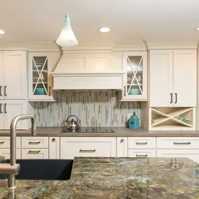 Dura Supreme Cabinet Display - Dillman & Upton Showroom