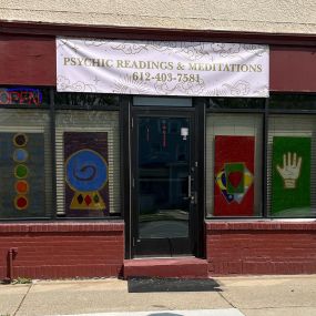 Psychic Readings & Meditations store front