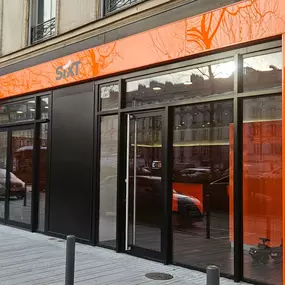 SIXT Neuilly Sur Seine - Porte Maillot