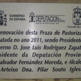 placa_marmol_gobierno_1.jpg