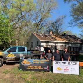 Taking care of a veteran in Yankton, SD with a free roof with the Roof Deployment Program and Habitat