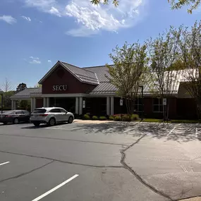 Outside view of the State Employees' Credit Union Greensboro-Holden road branch