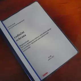 MĚŘENÍ RADONU RNDr. PETR HLINOVSKÝ