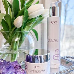 Coupled with preeminent aesthetic treatments, our products leverage your skin’s natural healing properties to transform from the inside out, as well as effectively address common concerns such as anti-aging, tone and texture, acne, discoloration and sun damage.