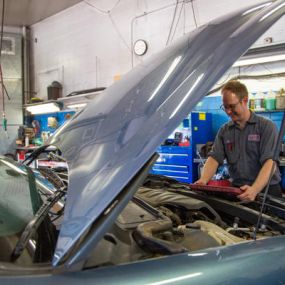 At Jeff’s Auto Service, we provide a large variety of underhood repair services, including belt repair, oil changes, cooling system repair, radiator repair, and much more. Visit our website to learn more.