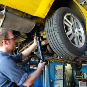 Equipped with the best auto maintenance technology, Jeff’s Auto Service is dedicated to providing the most up to date service possible.