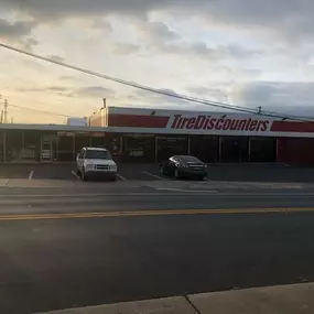 Tire Discounters in Dalton, GA