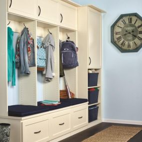 Keep your small Mudroom or Entryway organized and uncluttered with this classic, stylish storage solution. Everything you need for going outdoors is neatly stored and ready to go at a moment’s notice. #TailoredLivingNorthTampa #FreeConsultation #EntrywayOrganization #TailoredToYourNeeds