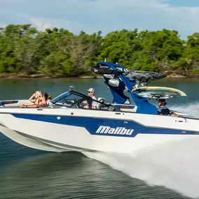 Malibu Boats M240