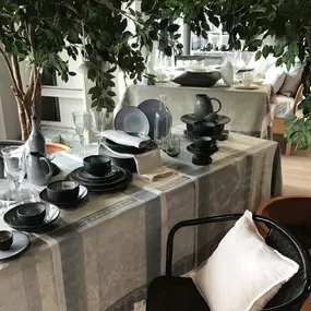 Bild von Schöne Dinge fürs Bett, Bad und Tisch.