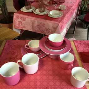 Bild von Schöne Dinge fürs Bett, Bad und Tisch.