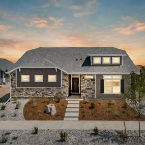 Bild von The Reserve at Green Valley Ranch by Oakwood Homes