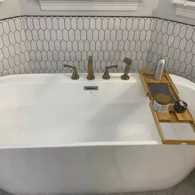 Free Standing Soaking Tub