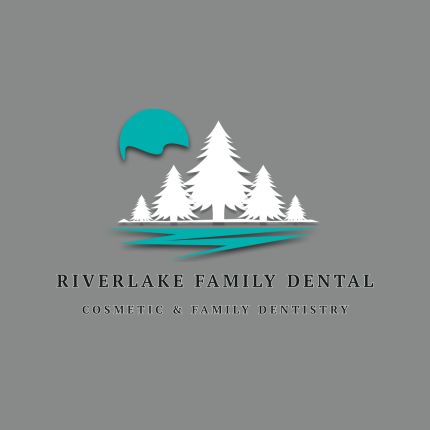 Logótipo de RiverLake Family Dental