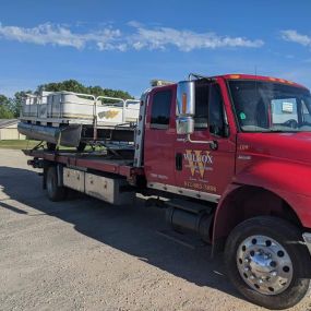 Need a heavy duty towing service? Call us now!