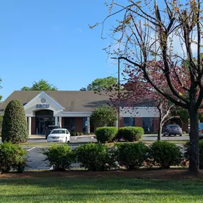 Outside view of the State Employees' Credit Union Wilson-42 West branch