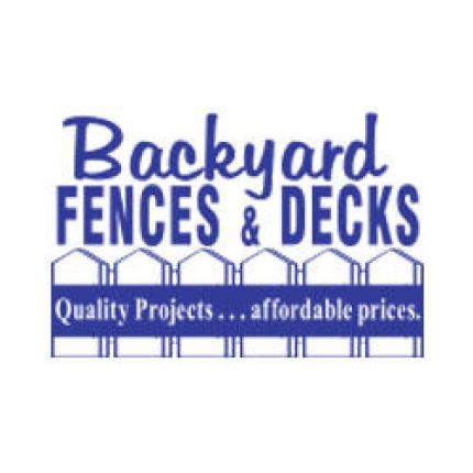 Logo von Backyard Fences & Decks