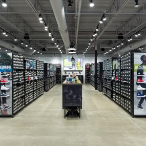 Bild von Converse Factory Store (Converse Shoes Customized by You)