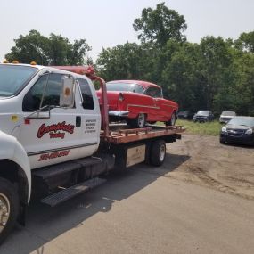 Call now for a reliable towing service!