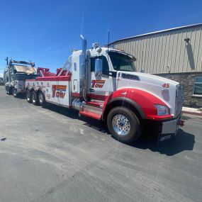 We will answer your towing call 24/7!