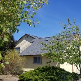 Another beautiful installation by Deschutes Roofing using GAF Timberline HDZ in the color Pewter Gray
