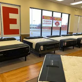 Bild von Mattress Warehouse of Frederick - Golden Mile