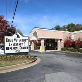 Bild von Cobb Emergency Veterinary Clinic