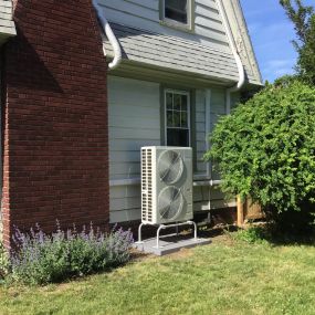 Carrier 2.5 Ton Ductless Heat Pump Installed in Stratford, CT.