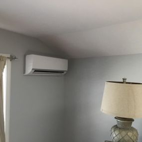 Carrier Performance 1.5 Ton Ductless Heat Pump Installed in Shelton, CT.