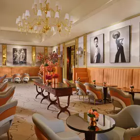 Il Salotto lobby lounge