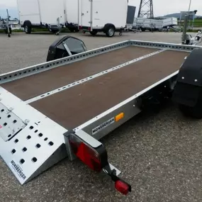 PKW Anhänger Absenk - Anhänger Firma Monsberger 3134