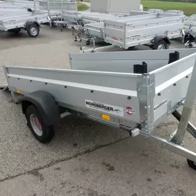 ungebremster Kippanhänger stufenlos verstellbar Firma Monsberger 3134