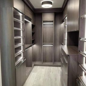 A custom closet that turns your storage dreams into reality! ✨???? Every piece has its place in this elegantly crafted space. #ClosetGoals