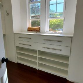 So bright, airy, and organized, plus storage space to spare—we’re loving it! With help from Tailored Living of Niantic & Mystic, you’ll be loving neat, organized Closets, too. #TailoredLivingNianticMystic #CustomClosets #ClosetOrganization #FreeConsultation