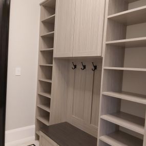 Step into organized bliss! ???????? Your mudroom can be both stylish and functional with this custom storage solution.