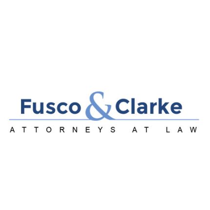 Logotyp från Fusco & Clarke