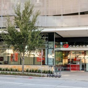 Outside the Studio | CycleBar Uptown Dallas