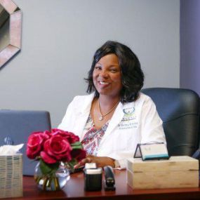 Phoenix Health & Wellness PC: Bertina Hooks, MD is a Internal Medicine Physician serving Fair Oaks, CA