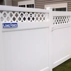 Residential Vinyl Privacy Fence