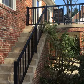 Aluminum Railing on Steps