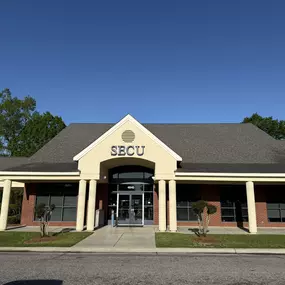 Outside view of the State Employees' Credit Union Lumberton-Fayetteville branch