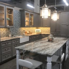 National Lumber Home Finishes Kitchen Display